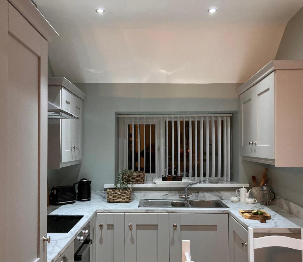 Tonn Ruray Sea View Luxury 2 Bed Apartment Dundrum 외부 사진